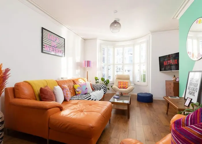 The One With The Pink Door * Scarborough