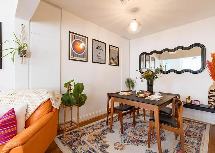 The One With The Pink Door Holiday home Scarborough