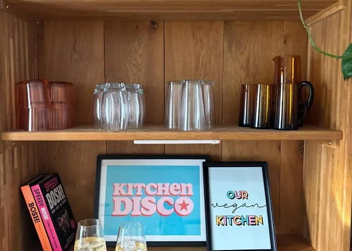 The One With The Pink Door * Scarborough